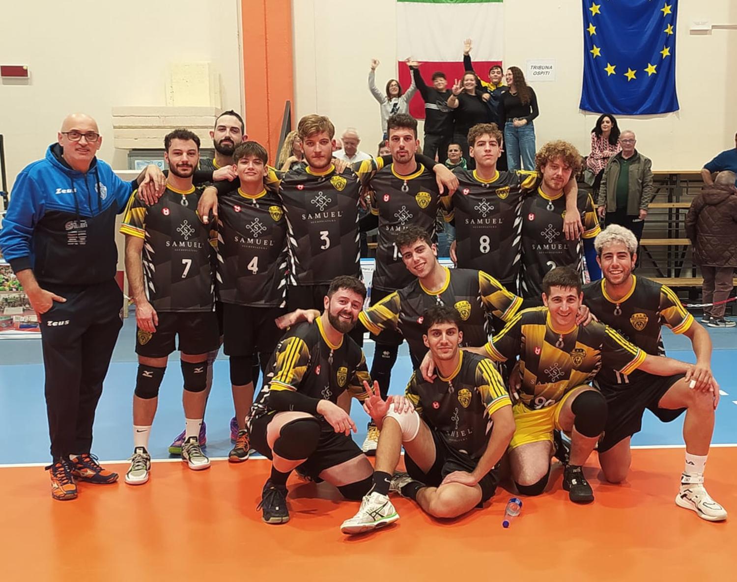 La Accoppiatura Samuel Comunanza esce sconfitta 3 a 0 a Caldarola dai padroni di casa della Adus Volley 