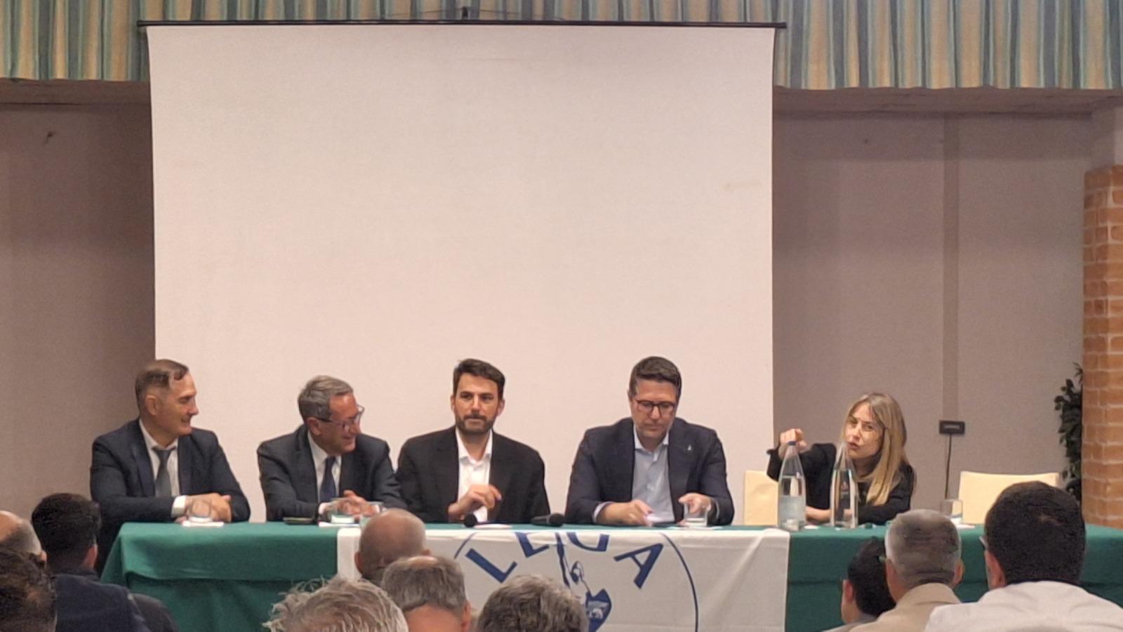Verso il voto, il Sottosegretario Molteni al Parco dei Principi: la Lega e il Governo blindano il rush finale di Nicola Mozzoni
