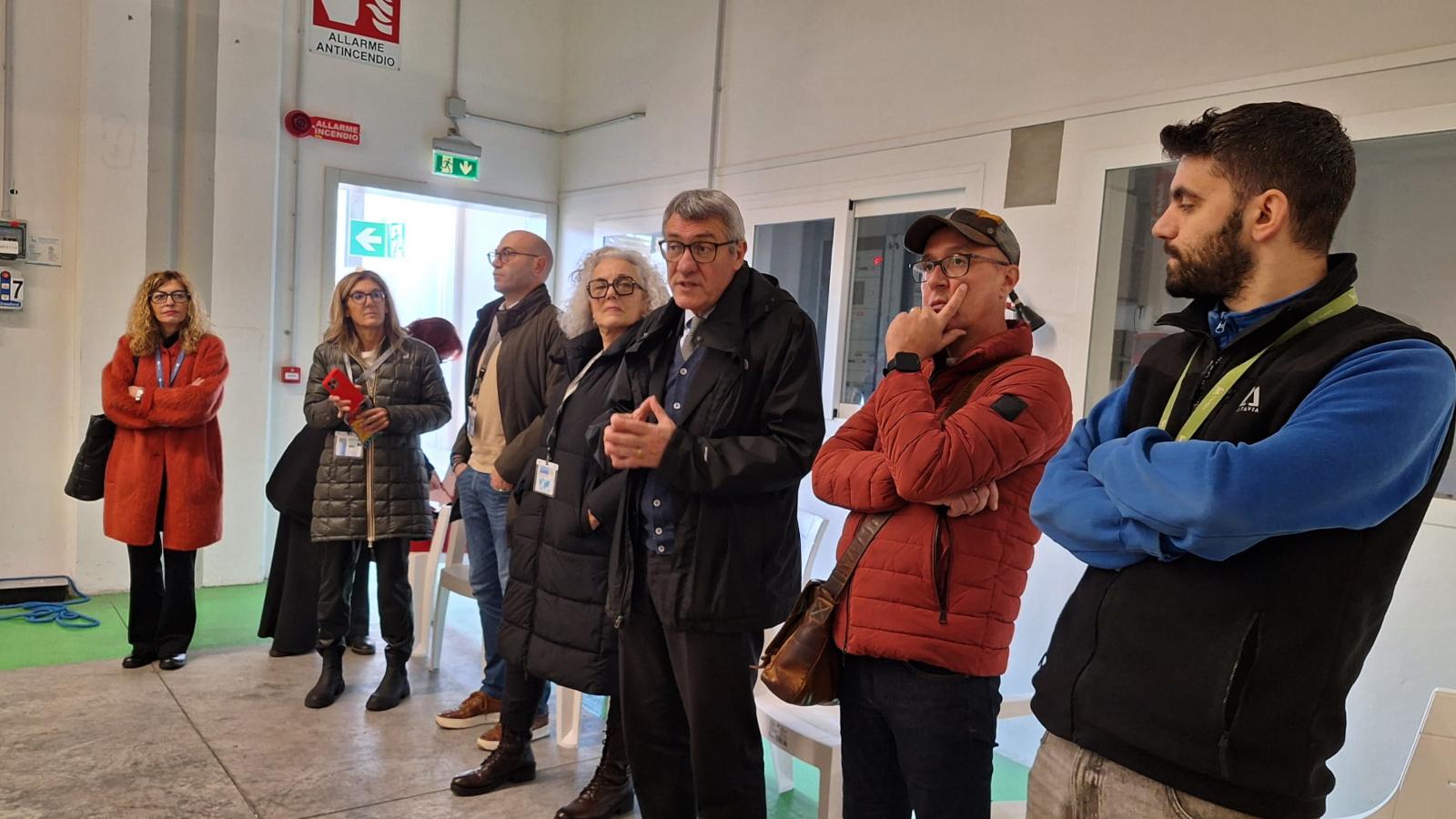 Assemblea sindacale con i lavoratori Finproject alla presenza di Maurizio Landini