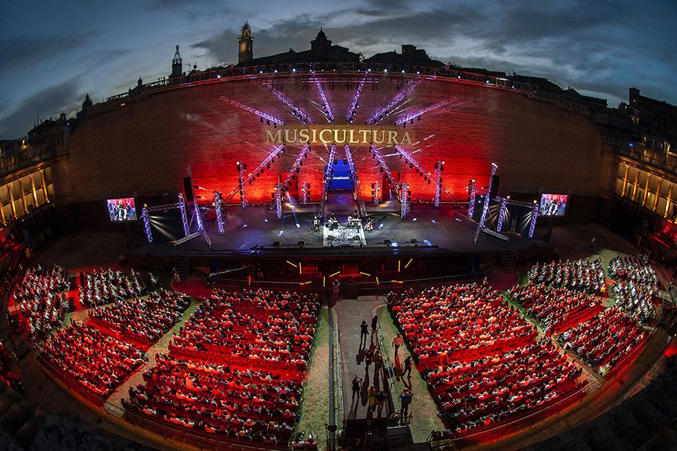 60 proposte in corsa per Musicultura 2026 selezionate su 1328 candidature, record assoluto del Festival, 6 gli artisti marchigiani in gara 