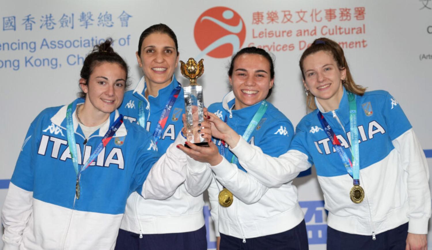 Tappa Coppa del Mondo di fioretto femminile Hong Kong: Elena Tangherlini oro con le azzurre