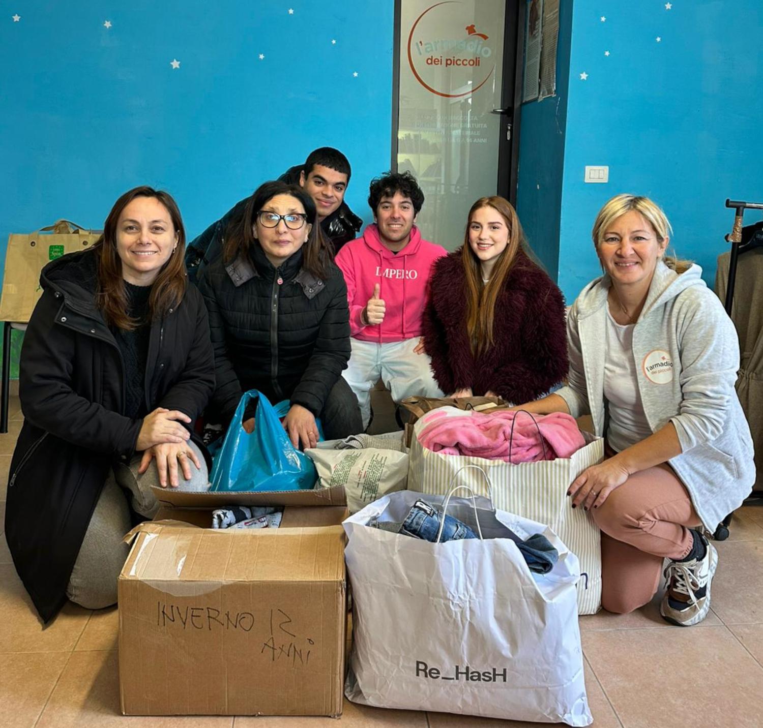 Impero MMXIV APS: consegnati gli indumenti per bambini all’associazione 'L’Armadio dei Piccoli' 