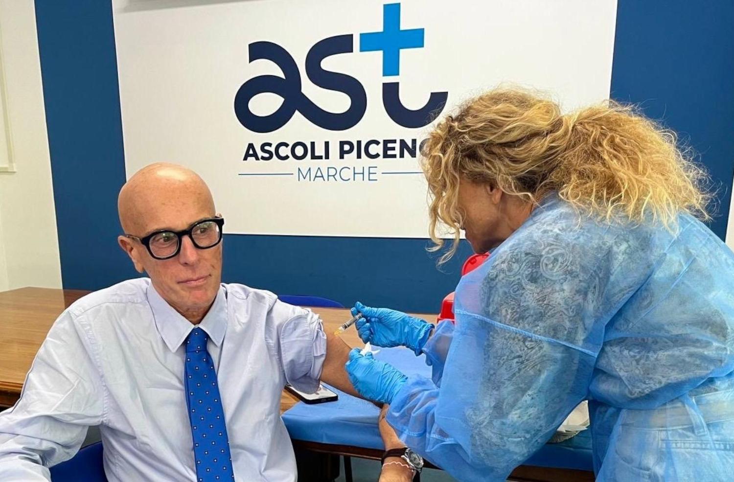 Ast Ascoli, entra nel vivo la campagna vaccinale antinfluenzale 2026/2027, distribuite dal Sisp 43 mila dosi ai medici di medicina generale e ai pediatri  