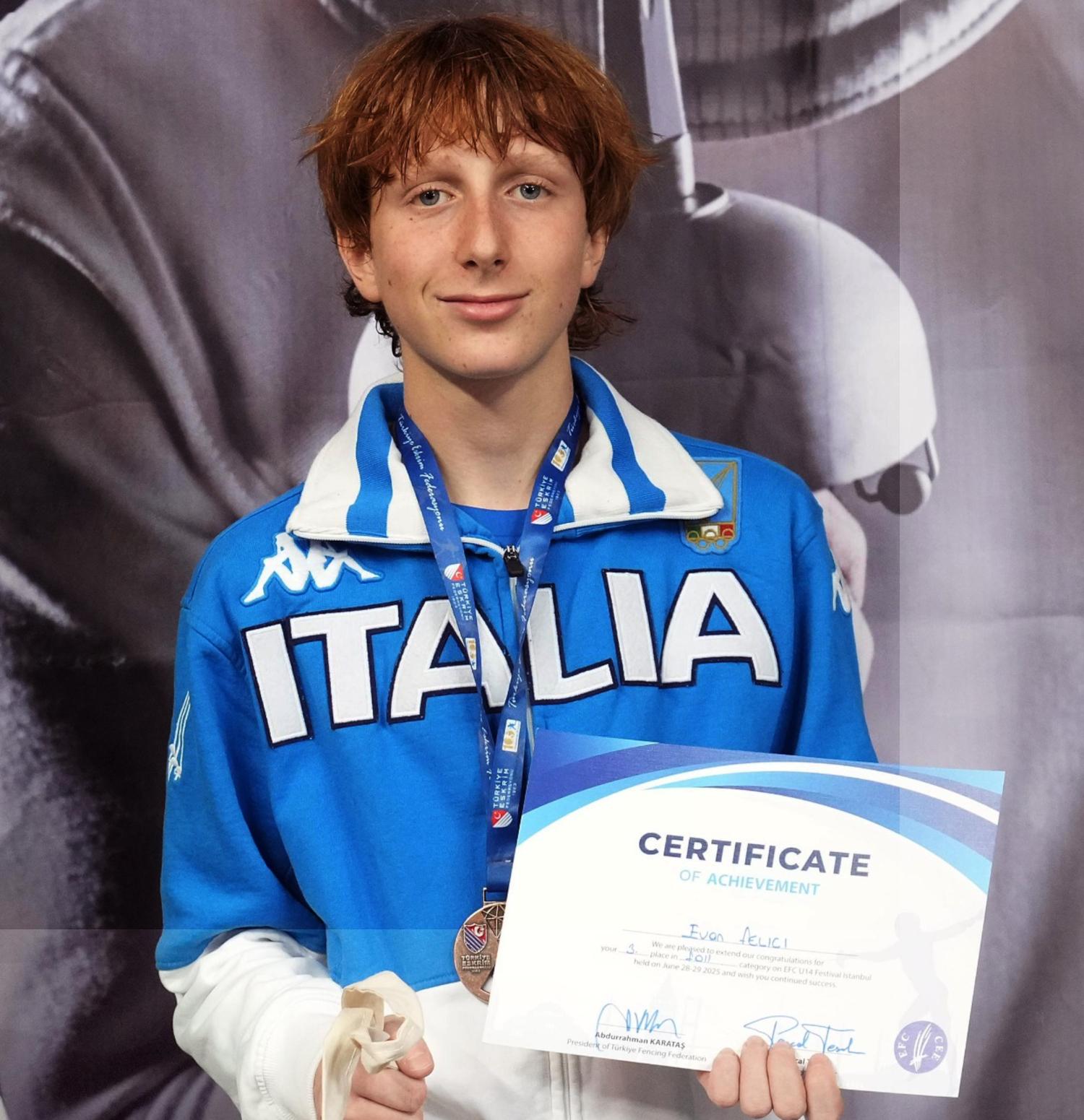 Under 14 di scherma a Istanbul: bronzo per lo jesino Felici