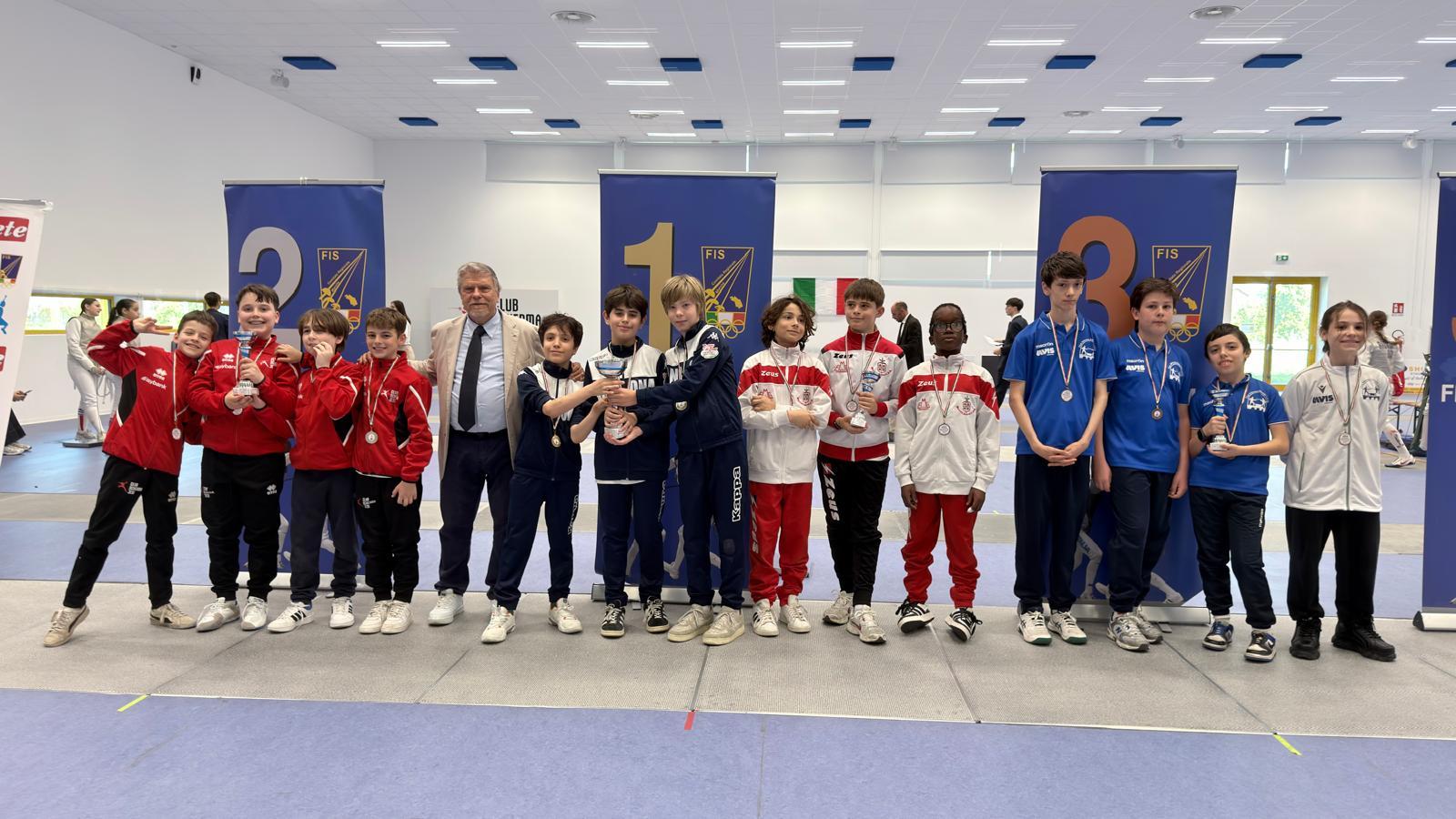 A Jesi il festival regionale a squadre under 14 di fioretto e spada