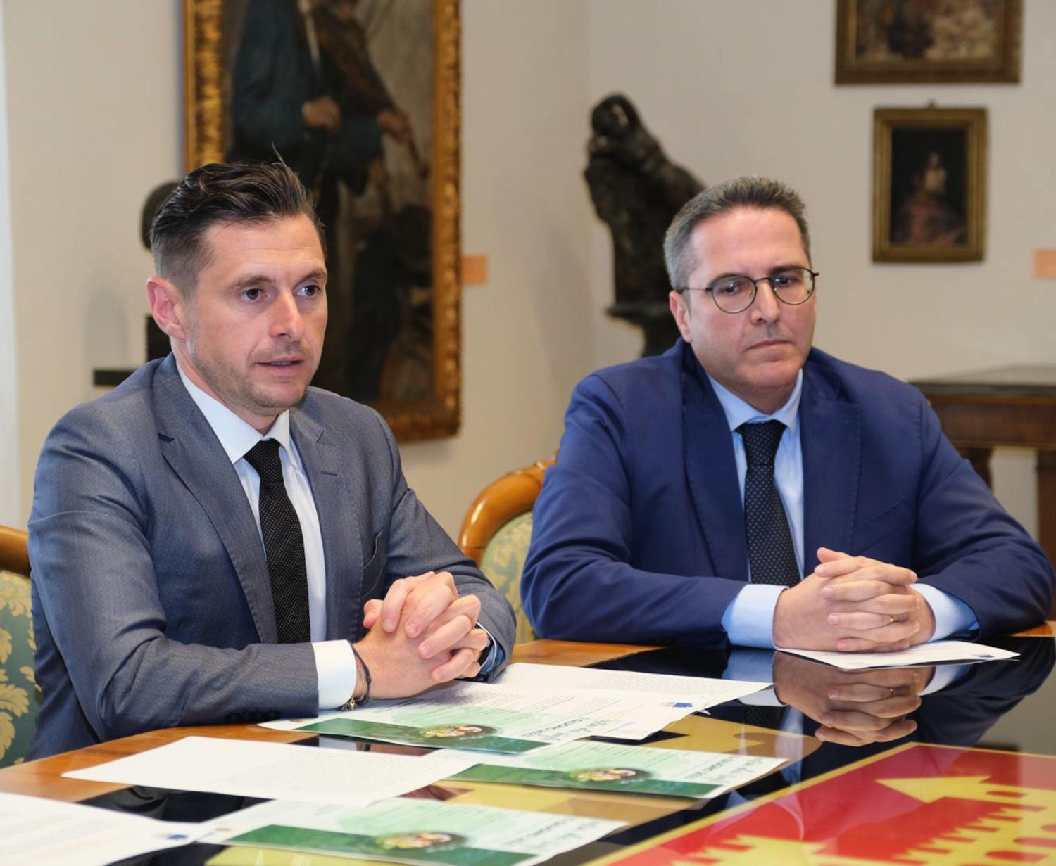 L'estate è alle porte e l'Amministrazione comunale pensa ai cittadini più anziani