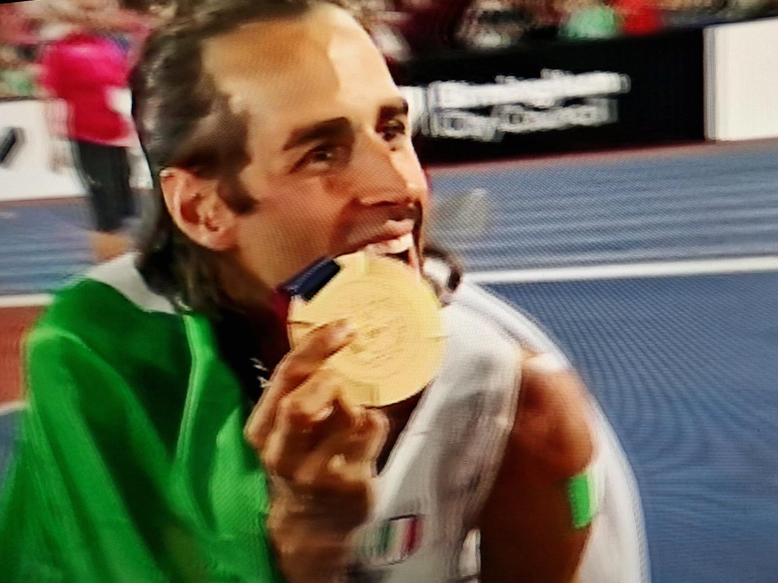 Buon Ferragosto a tutti: le Marche sono sul cielo d'Europa con la medaglia d'oro di Gianmarco Tamberi 