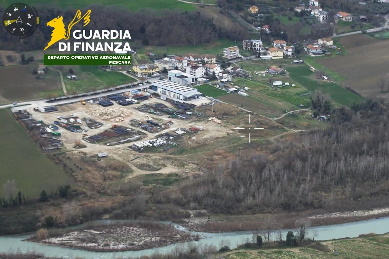 Le Fiamme gialle sequestrano due aree demaniali fluviali per 25 mila metri quadrati