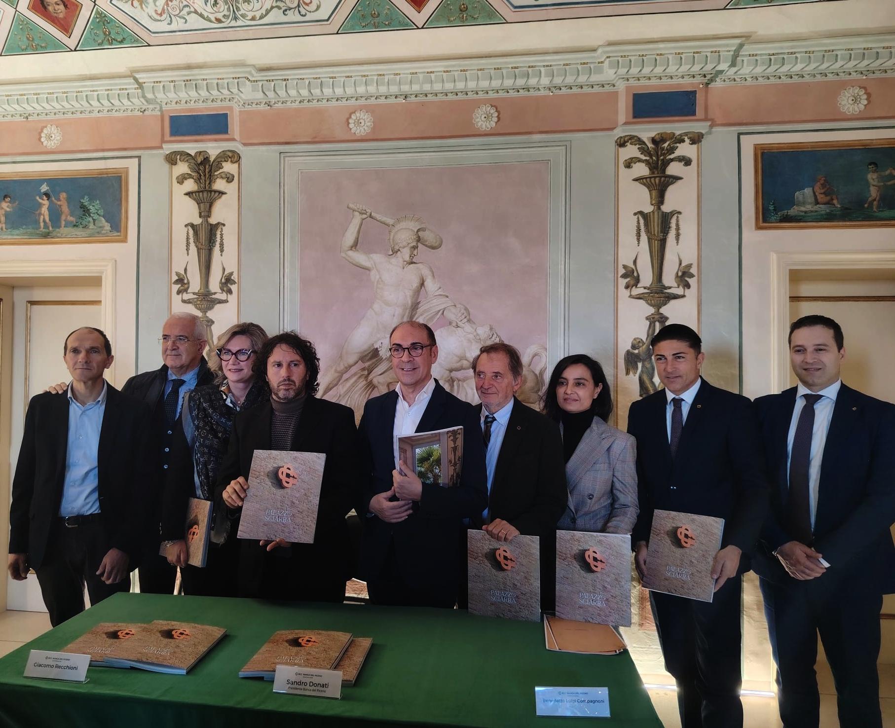 La storia del Palazzo Sciarra, sede di Banca del Piceno, in un libro