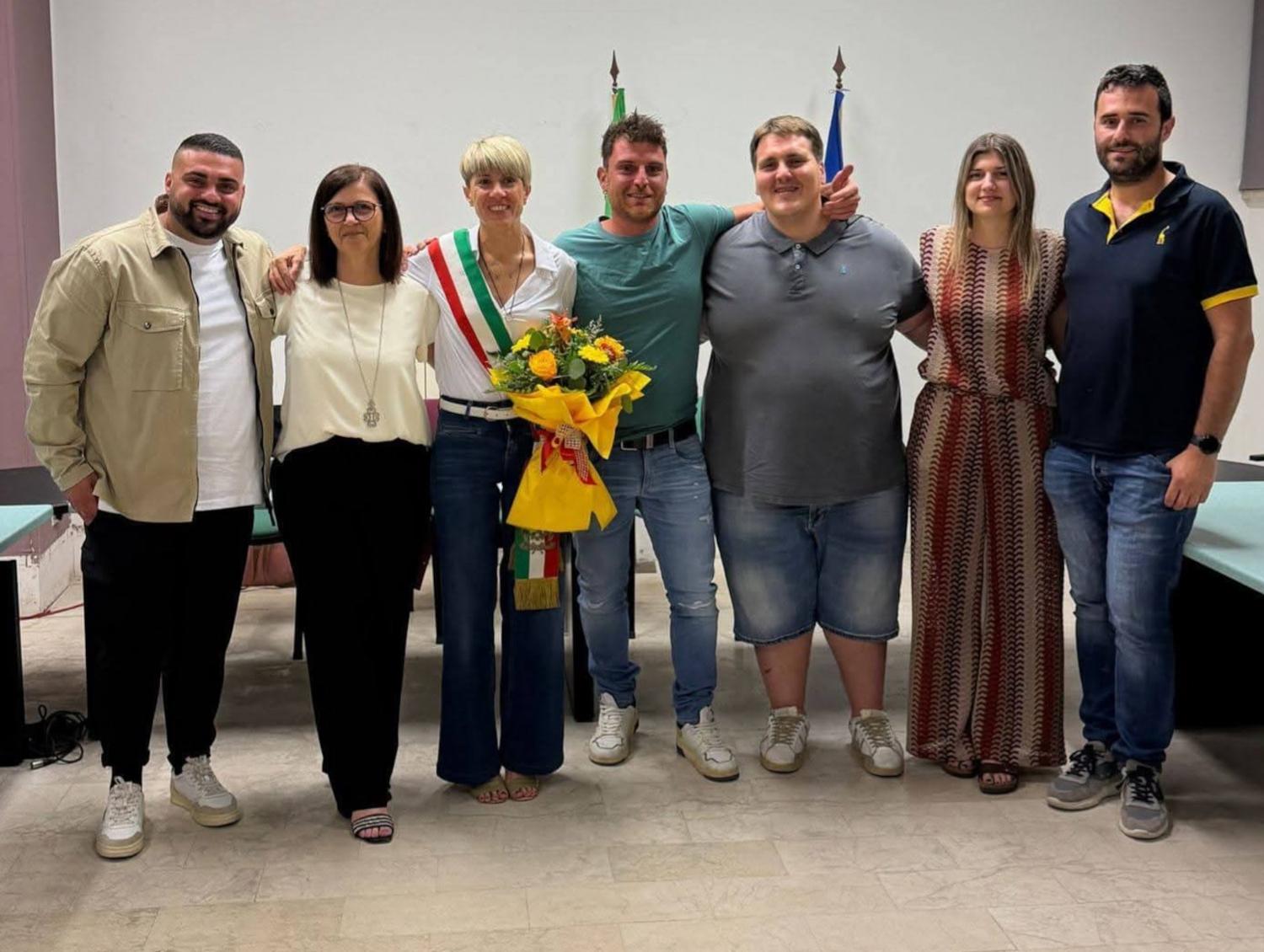 Appignano del Tronto, insediato il nuovo consiglio comunale: terzo mandato per la sindaca della 'Bilancia'