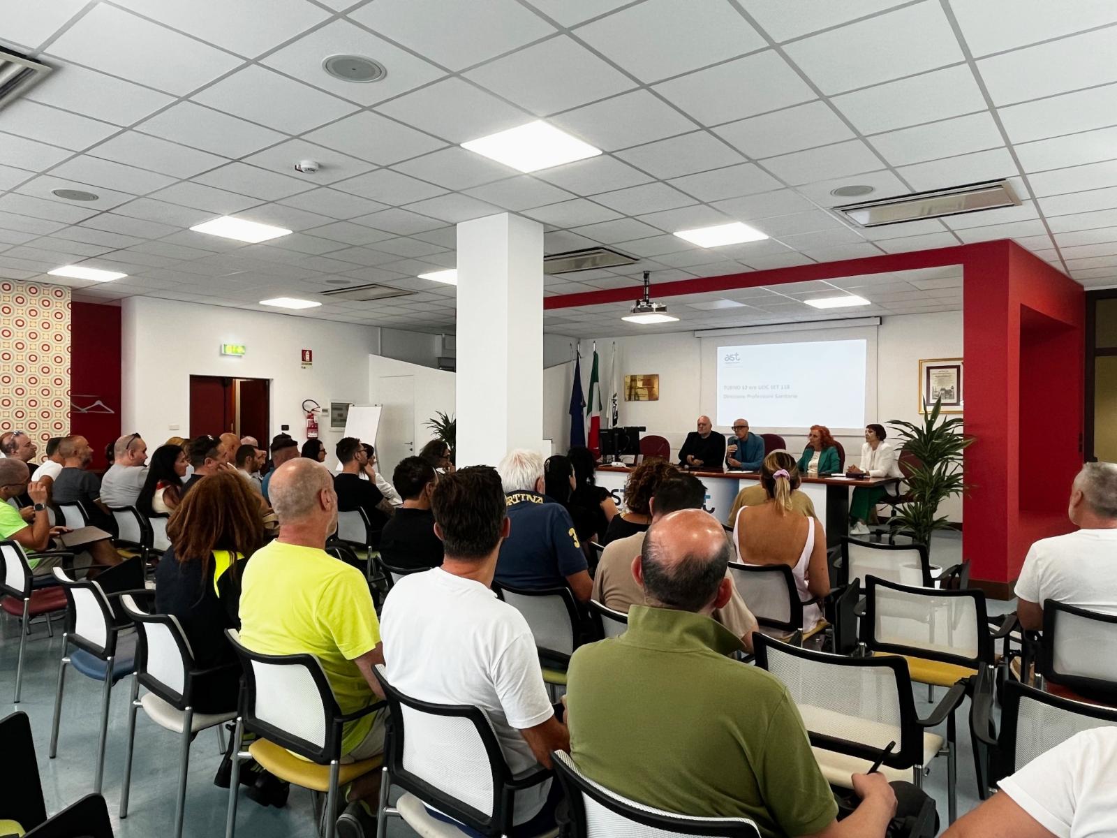 Incontro tra il dg dell'Ast Maraldo e il personale del Set 118 approvata la modifica della fascia oraria per la turnazione