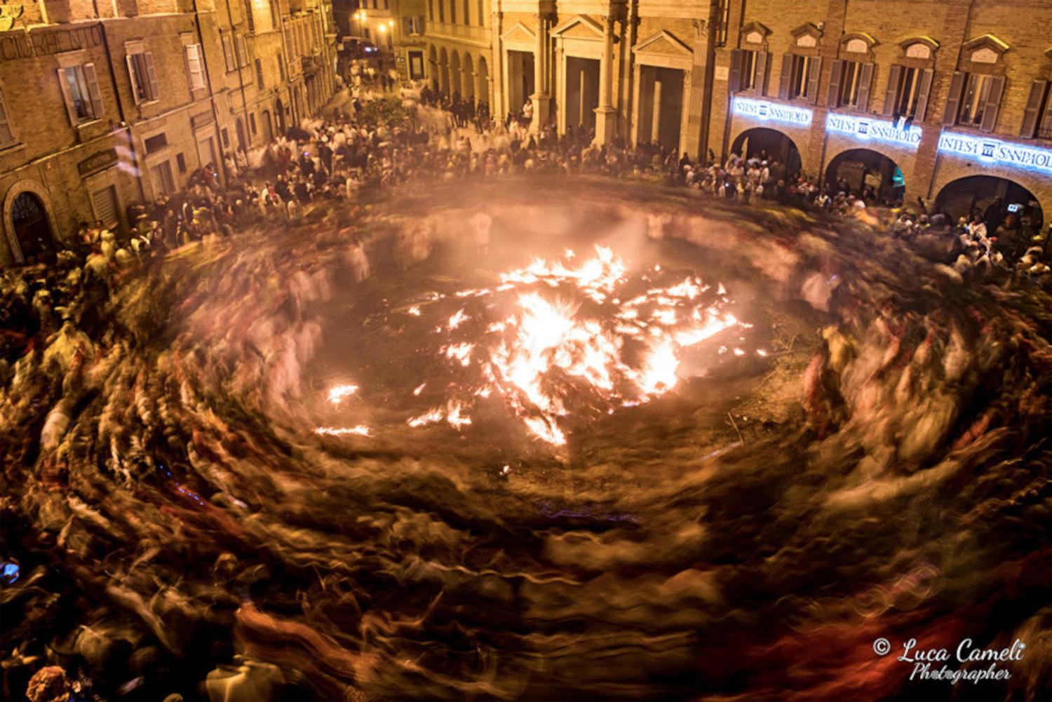 Il Carnevale Storico di Offida protagonista a Olbia nella tredicesima edizione di 'Storie di un Attimo'