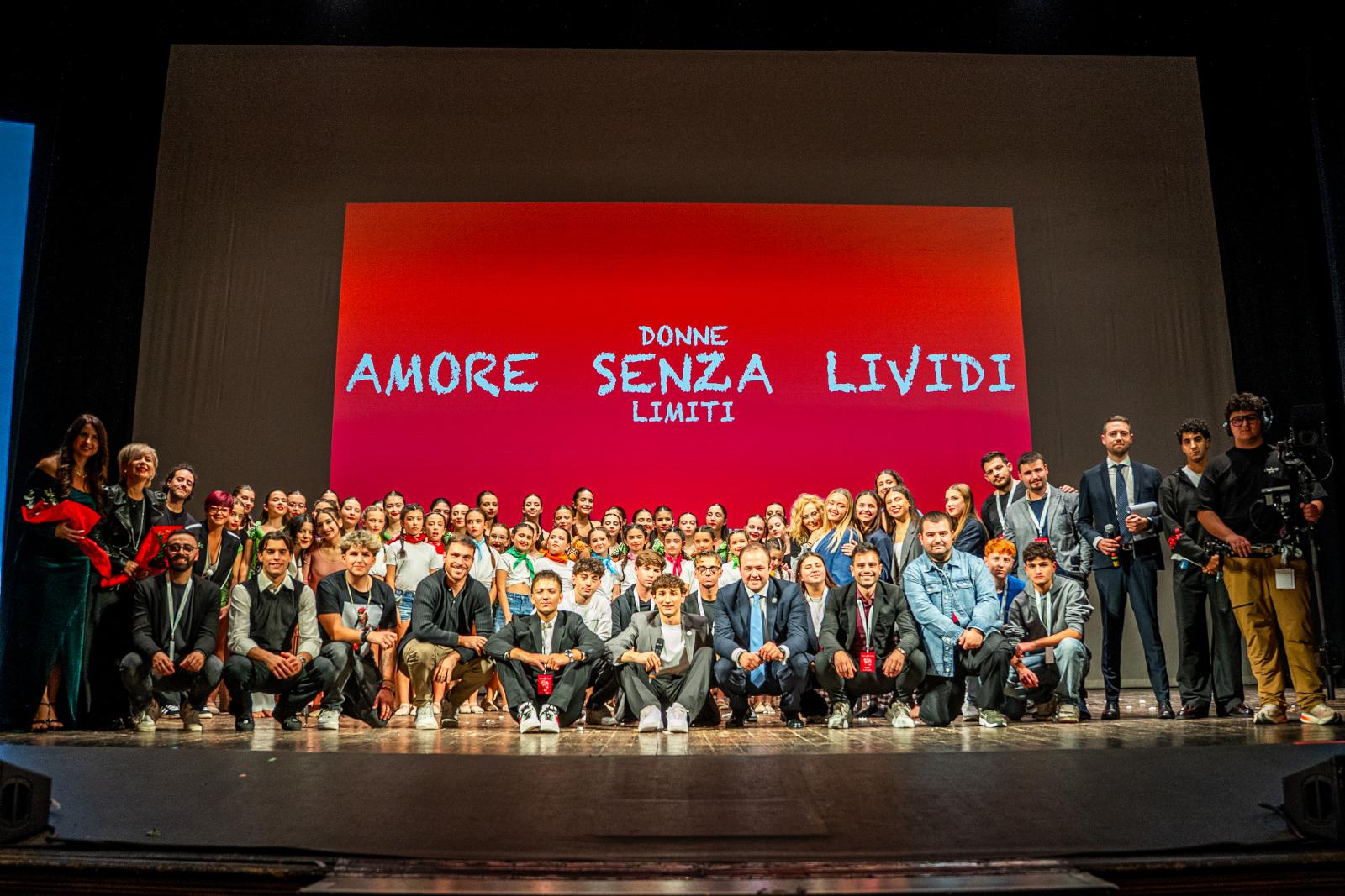 La quarta edizione di 'Amore senza lividi' è un successo: arte, cultura e giovani al Ventidio Basso per valorizzare donne 'senza limiti'