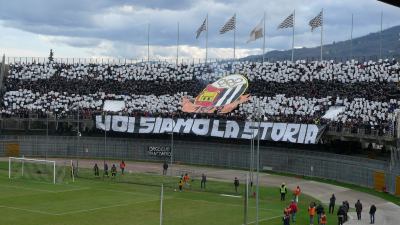 Ascoli Picchio, tutti allo stadio per la gara contro Benevento