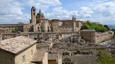 Il Mise sceglie Urbino e Siracusa per la sperimentazione di idee e progetti