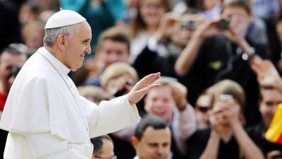 Papa Francesco incontra nonni e anziani