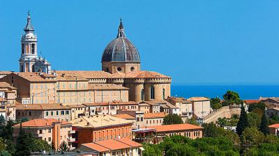 Miracolo della Madonna di Loreto? Guarito l'occhio di una donna