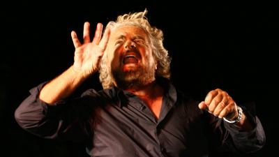 Beppe Grillo se la cava senza danni dal processo di Ascoli Piceno