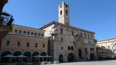 La valorizzazione dei vitigni autoctoni Piceni attraverso la spumantizzazione