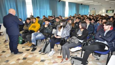 Seminario sull'orientamento alle Industriali