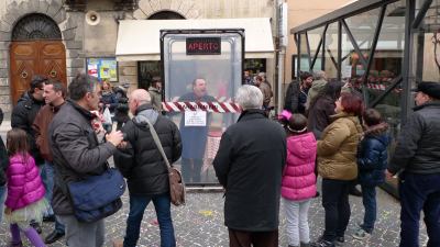 Carnevale, discoteca all'aperto in piazza della Verdura