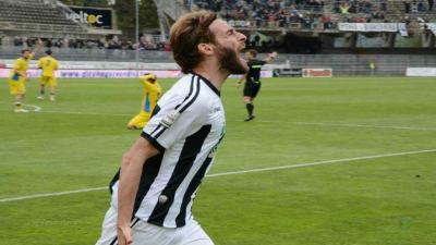 Santarcangelo-Ascoli 1-2: doppietta Altinier, il Picchio continua a sperare