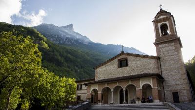 Precipita dai Sibillini e muore a settantacinque anni