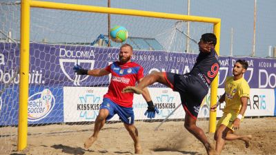 Quarto posto per Happy Car Samb nella serie A Beretta beach soccer