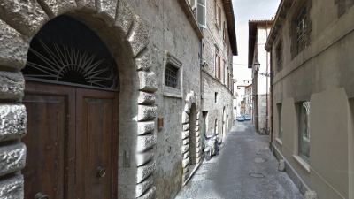 Da lunedì lavori in via Ceci e parcheggio per residenti del centro storico a San Pietro in Castello