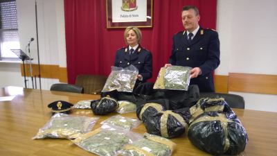 Incensurato con 6 chili di droga arrestato al casello di Grottammare