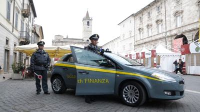 Arrestato per concussione un funzionario dell'Agenzia delle Entrate