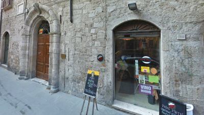 Libera e No Slot, aperitivo itinerante al Caffè Italia