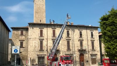 Terremoto, inagibile palazzina servizi tributi comunali e palazzo Colucci