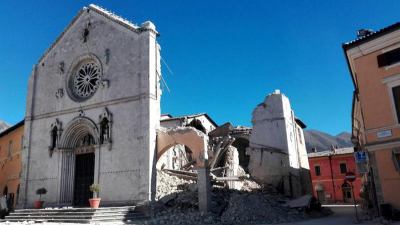 Terremoto scaturito da energie contemporanee rilasciate dalla faglia del 24 agosto e da quella del 26 ottobre