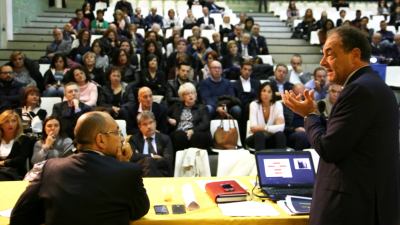 Gli auguri per il 2017 navigano sul vascello della solidarietà e della concretezza