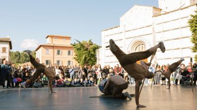 Arte nella Pietra, per la quarta edizione forte affluenza per la caccia al tesoro dedicata alla cultura tra le vie di As