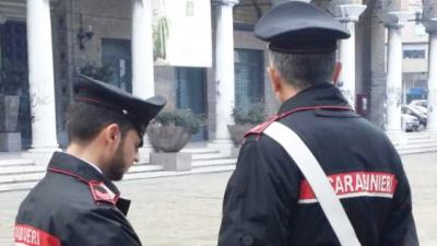 Carabinieri di quartiere arrestano scippatore in centro storico