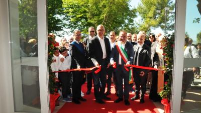 Ceriscioli inaugura la residenza anziani di Massignano