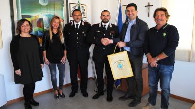 Il tenente Vanni in visita a Monteprandone insieme al maresciallo Luciani