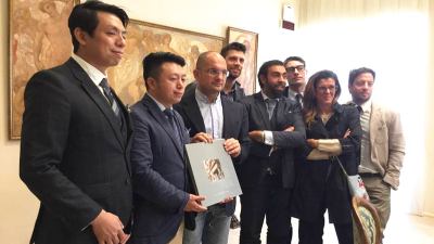 Delegazione cinese di Haier Air Cooking al Comune di Ascoli Piceno