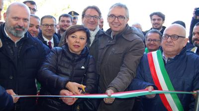 Montegallo, inaugurato il Centro socio commerciale donato dalla solidarietà dell’Emilia Romagna