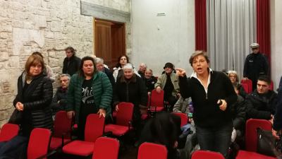 Consiglio comunale, approvate le mozioni sulla sanità del Piceno e sui cattivi odori che affliggono Villa S. Antonio