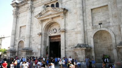 Lettera ai fedeli della diocesi di Ascoli Piceno: giornata di preghiera e solidarietà per Papa Francesco