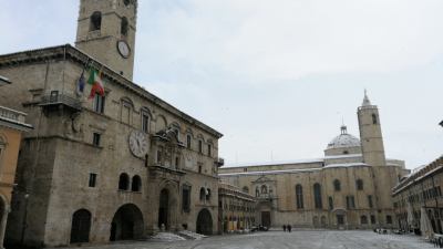 Allerta meteo Ascoli, pronto dispositivo antineve. Attivato servizio h24 polizia municipale