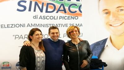 Farnesi e Girardi a fianco di Marco Fioravanti perché da sempre iniseme a difesa di Ascoli sugli stessi contenuti