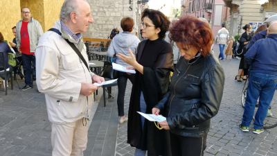 Protesta degli avvocati penalisti nei mercati cittadini contro l'abrogazione della prescrizione del reato