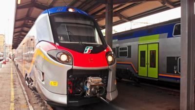 Presentato il treno elettrico Pop. Ceriscioli: 'Orgogliosi di questi treni tecnologici, sicuri e a risparmio energetico'