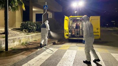 Ecoinnova ha attivato il servizio di sanificazione nel Comune di Ascoli Piceno su strade e piazze  utilizzando un prodotto disinfettante nell’acqua delle spazzatrici, lavastrade e autobotti