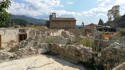 Terremoto del 24 agosto 2016 ... Nulla è cambiato...ad Arquata, Pretare, Pescara del Tronto, Pie di Lama solo un grande silenzio sulle rovine