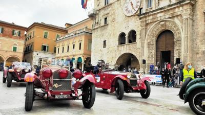 I centri storici di Fermo, Offida e Ascoli Piceno e l'intero territorio piceno sotto gli obiettivi della Mille Miglia